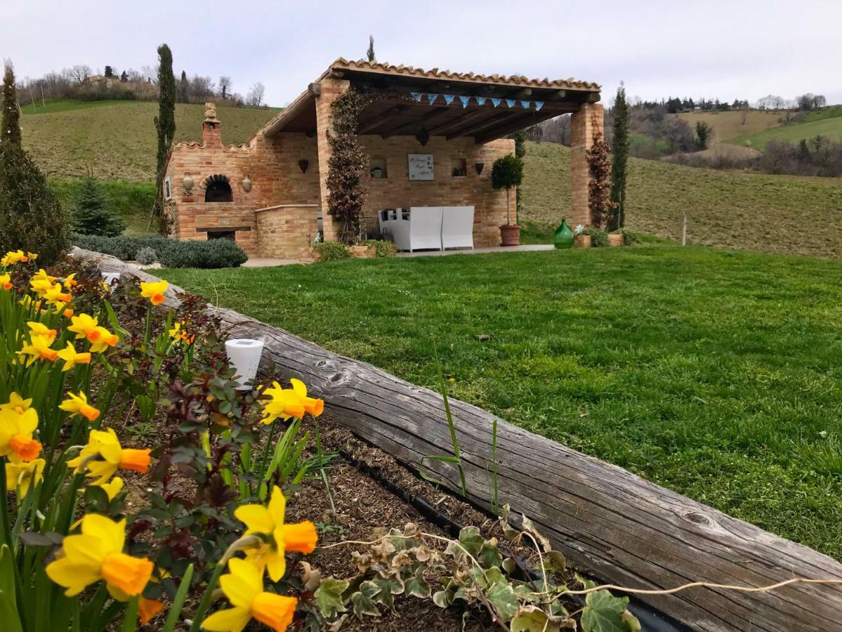 톨렌티노 Casale Delle Rondini B&B 외부 사진