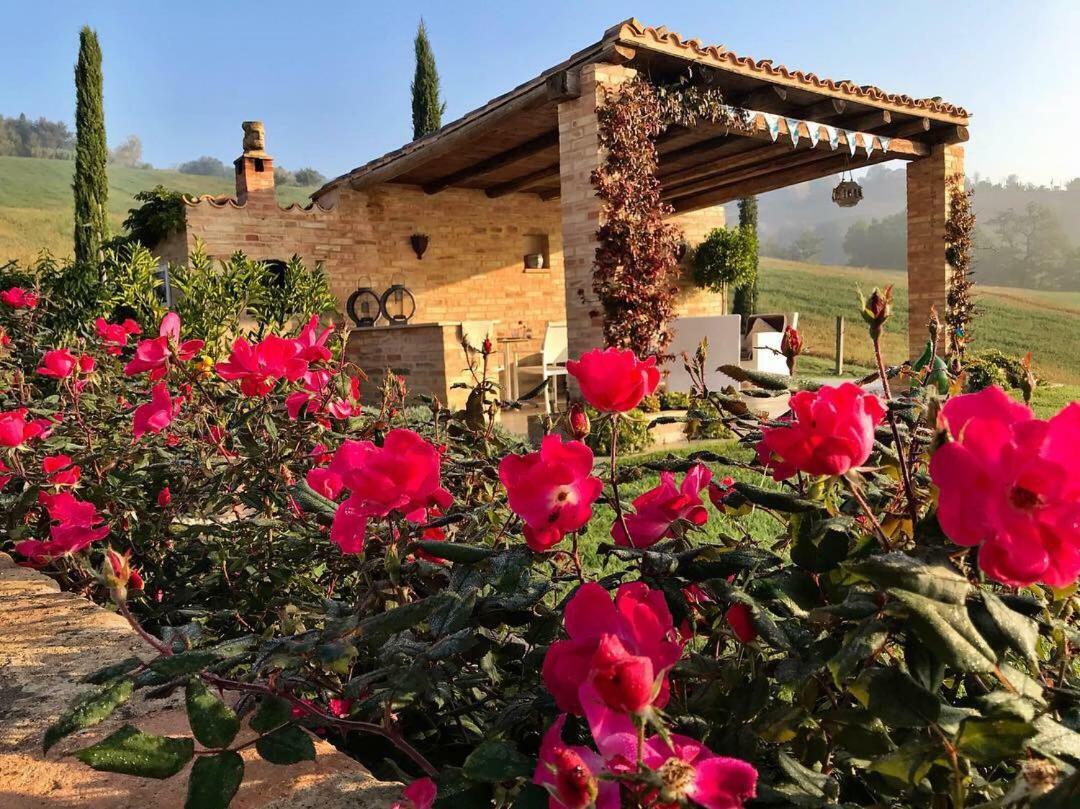 톨렌티노 Casale Delle Rondini B&B 외부 사진